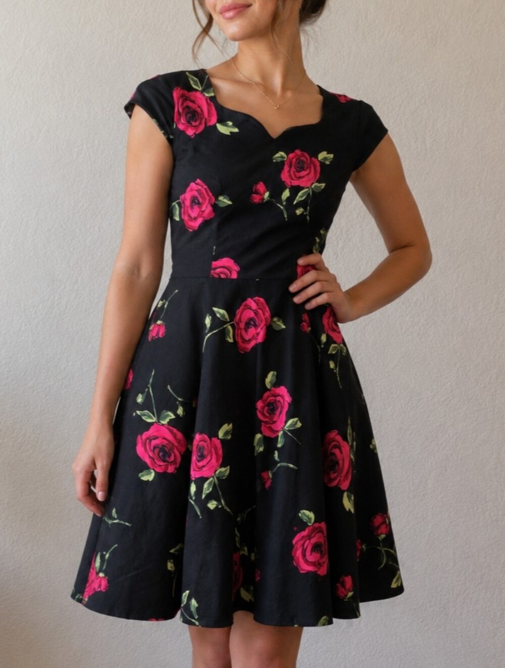 Dress Tells Black Rose Floral Fit & Flare Dress — Size M